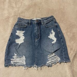 HOLLISTER JEAN SKIRT